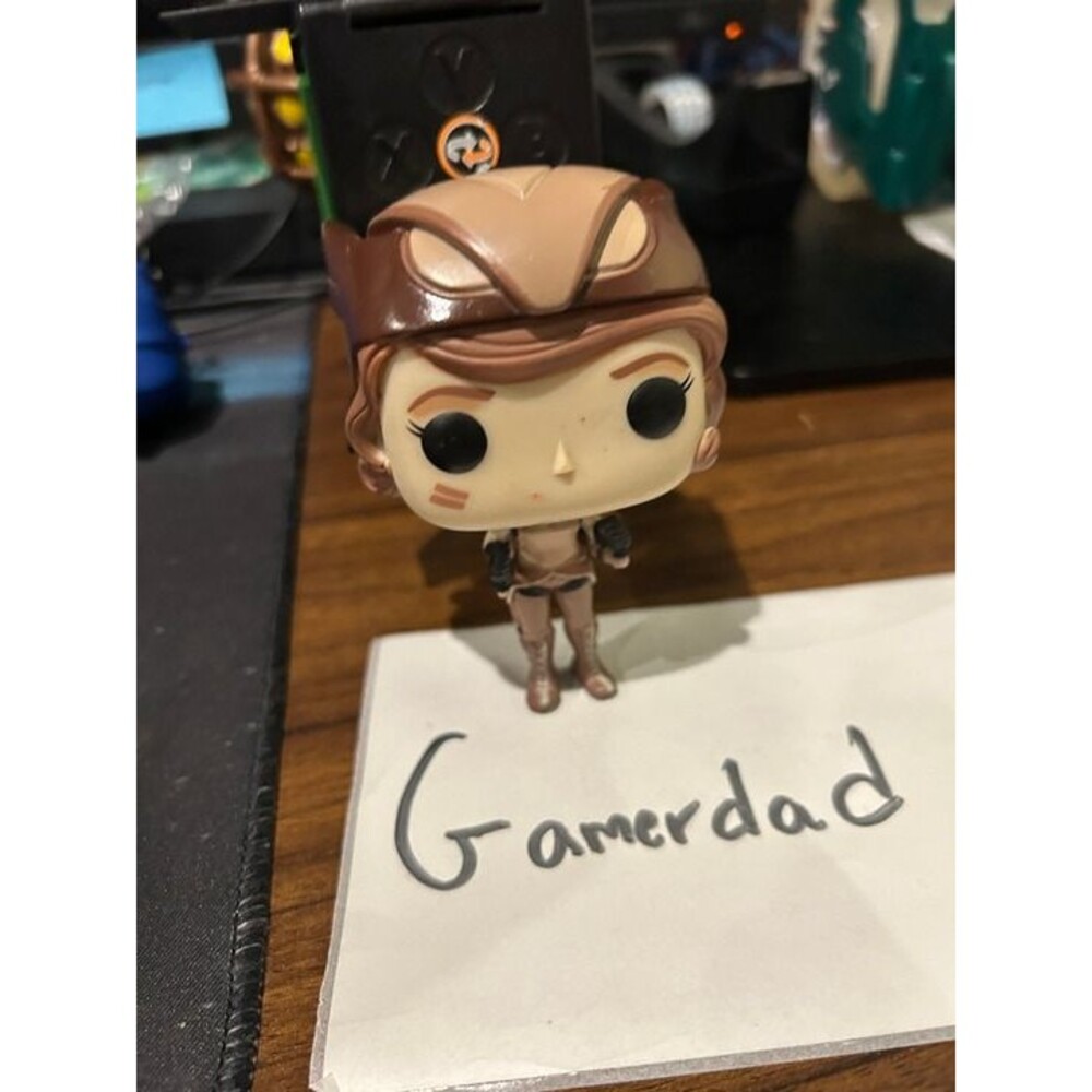 Funko Pop! - DC Bombshells Hawkgirl, Sepia (Hot Topic Exclusive) # 223